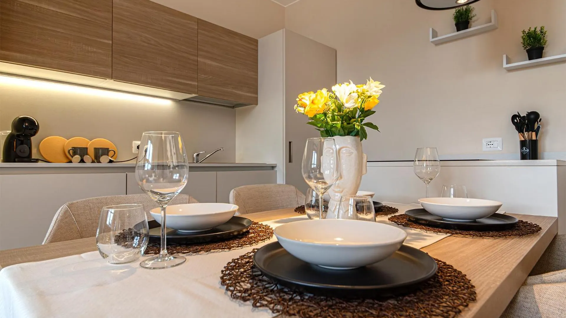 Apartment Ideal Rent - Lucini 19 Milan