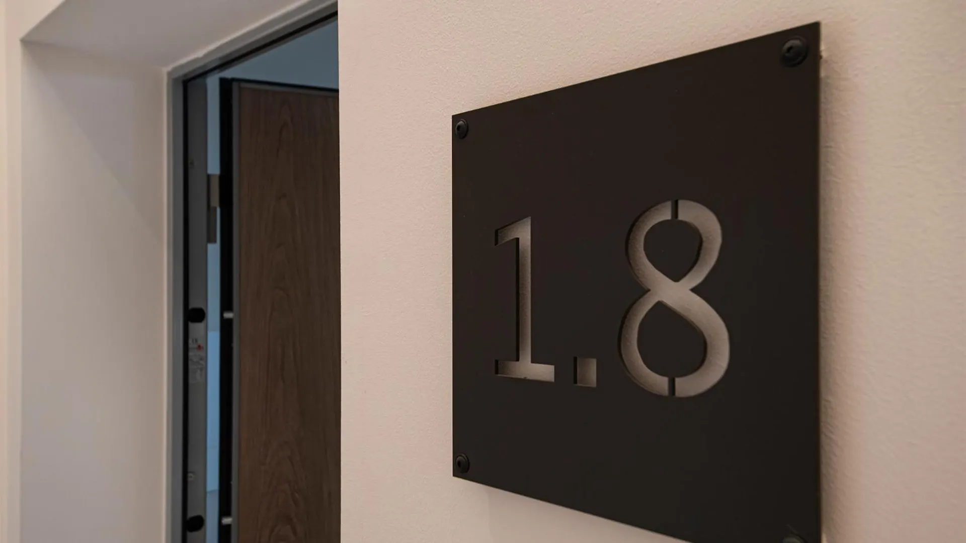 Ideal Rent - Lucini 19 Milan Apartment
