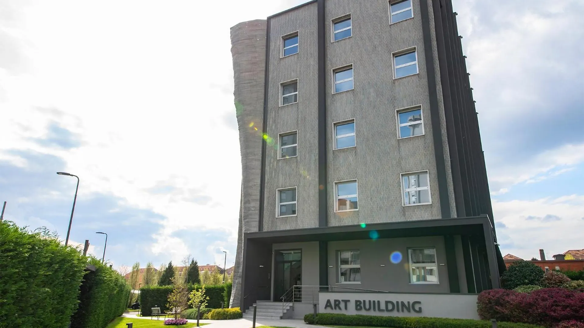 Ideal Rent - Lucini 19 location